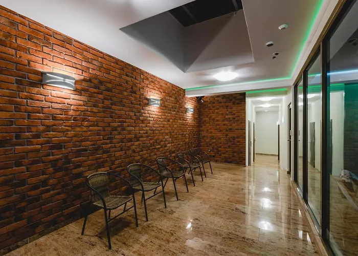 Avena ホームステイ ニエホジェ