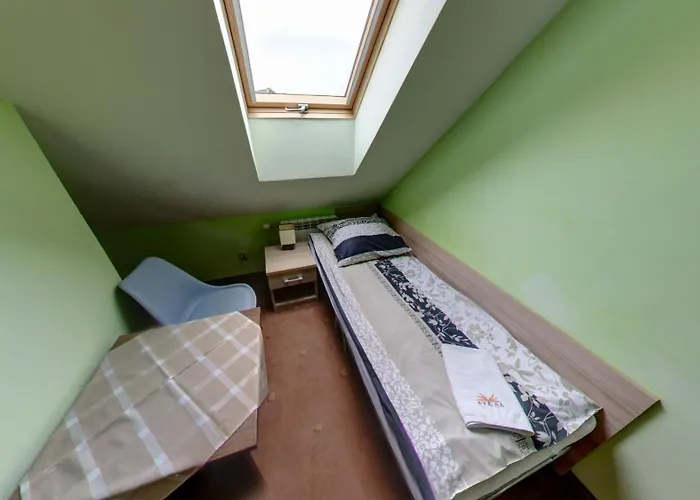 ホームステイ Avena *