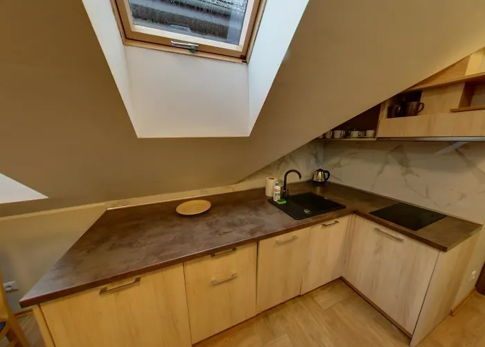 ホームステイ Avena