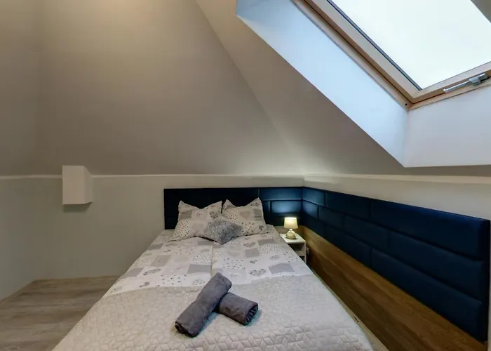 ホームステイ Avena *